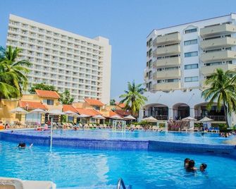 Condominio 02 recamaras Enna Inn Ixtapa - Ixtapa - Alberca