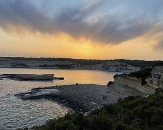 Sunrise Apt near beach SmartTV & Netflix - Birżebbuġa