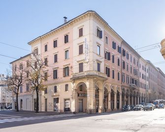 Hotel Donatello - Bologna - Building