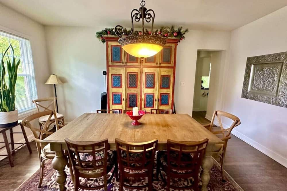 Grace Adventure House Walk to Port Lake Michigan - Port Washington - Dining room