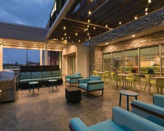 Home2 Suites by Hilton Williamsville Buffalo Airport - Williamsville - Lounge