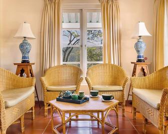 Strathdon by Zinc Journeys - Nuwara Eliya - Living room