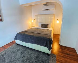 Gladiolas 2103 - Ponce - Bedroom