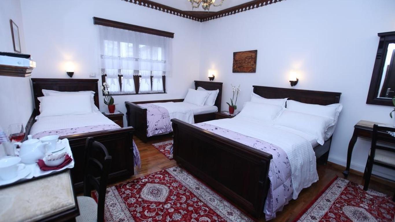 Antipatrea Hotel