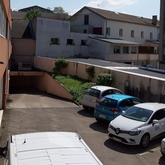 ibis Styles Bourg-en-Bresse Centre image 1