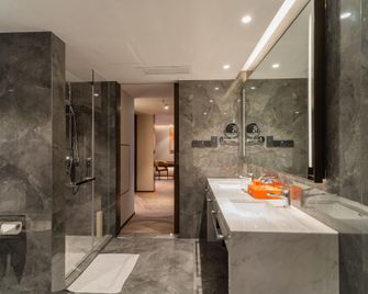 Grand Eton Hotel - Luzhou - Bedroom