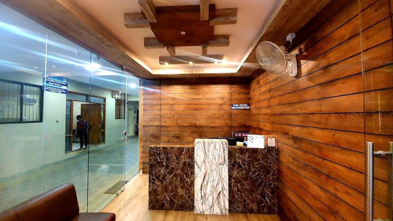 Pop Veekay Regency Lodge Near Hare Krishna Hill