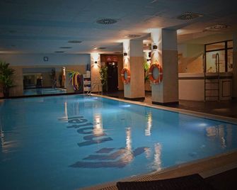 Economy Silesian Hotel - Katowice - Uima-allas