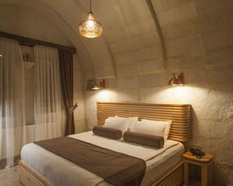 Agarta Cave Hotel - Cavusin - Bedroom