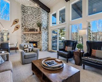Laurelwood Condominiums - Snowmass Village - Living room