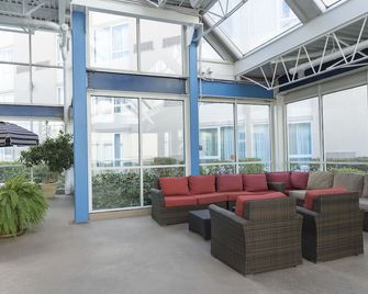 Grand Royal Hotel Ohare Chicago - Elk Grove Village - Lobby