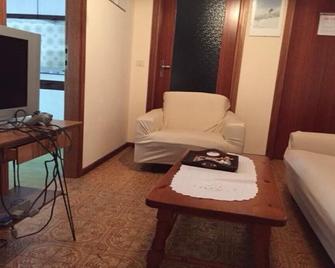 \'Valentina\' Holiday Home - Longarone - Living room