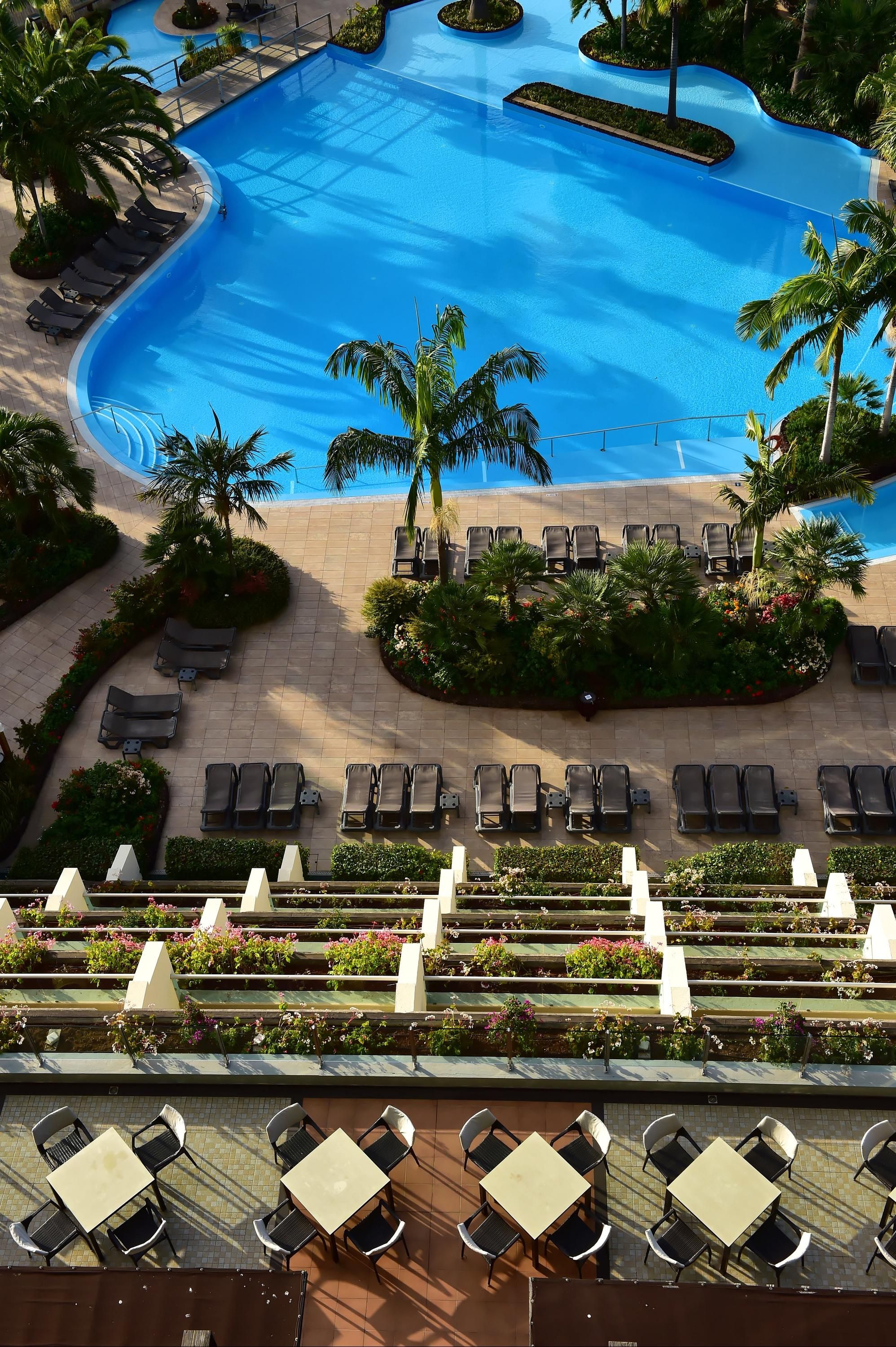 Pestana Carlton Madeira - פונשל - בריכה