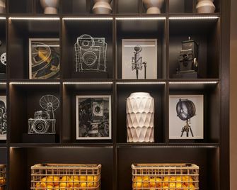 Hampton Inn & Suites Los Angeles/Sherman Oaks - Sherman Oaks - Lounge