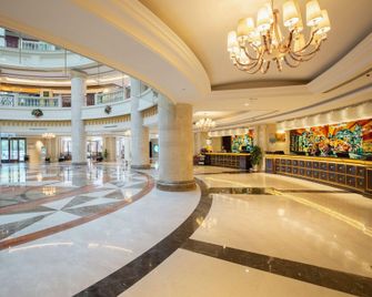 Kashgar Nanjiang Global Harbor International Hotel - Kashgar - Lobby