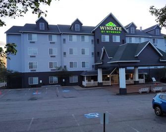 Wingate by Wyndham Youngstown/Austintown - Mineral Ridge - Gebäude