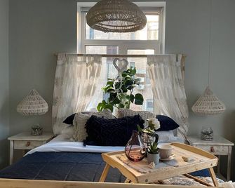 Pristine 1Br Apt in City Center with Free Parking and Coffee machine - Ryga