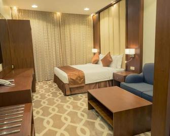 Ninety Two Apartment - Unayzah - Bedroom