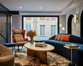 Hôtel Mercure Versailles Château - Versailles - Living room