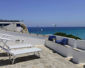 Radici Mare B&B - Melendugno Lecce - Balkon