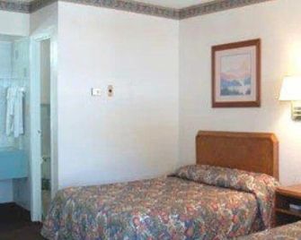 Super Budget Inn - مدينة كانساس