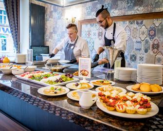 هوتل ديامنت بلازا جليويس - غليويس - مطعم