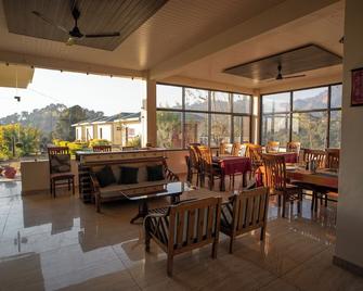spirtitual staycation - Dharamshala - Restaurant
