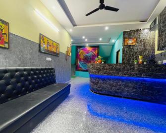 Hotel Manohar rishikesh - Rishikesh - Hành lang