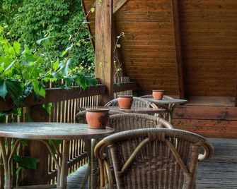 Romantischer Seegasthof & Hotel Altes Zollhaus - Feldberg - Patio