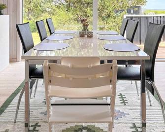 7 person holiday home in Løgstør-By Traum - Løgstør - Comedor