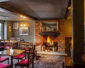 The Wheatsheaf Hotel - Newport - Εστιατόριο