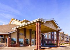 Comfort Inn - Weirton - Building