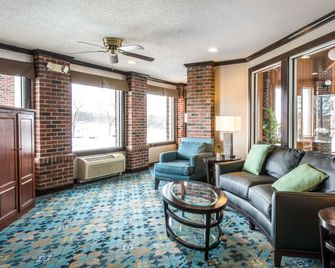Comfort Inn Weirton - Steubenville - Weirton - Obývací pokoj