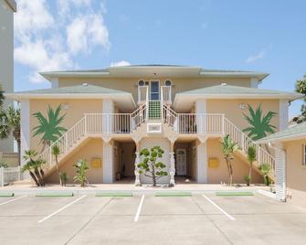 Intercoastal Dreams 103 - Port Orange - Building