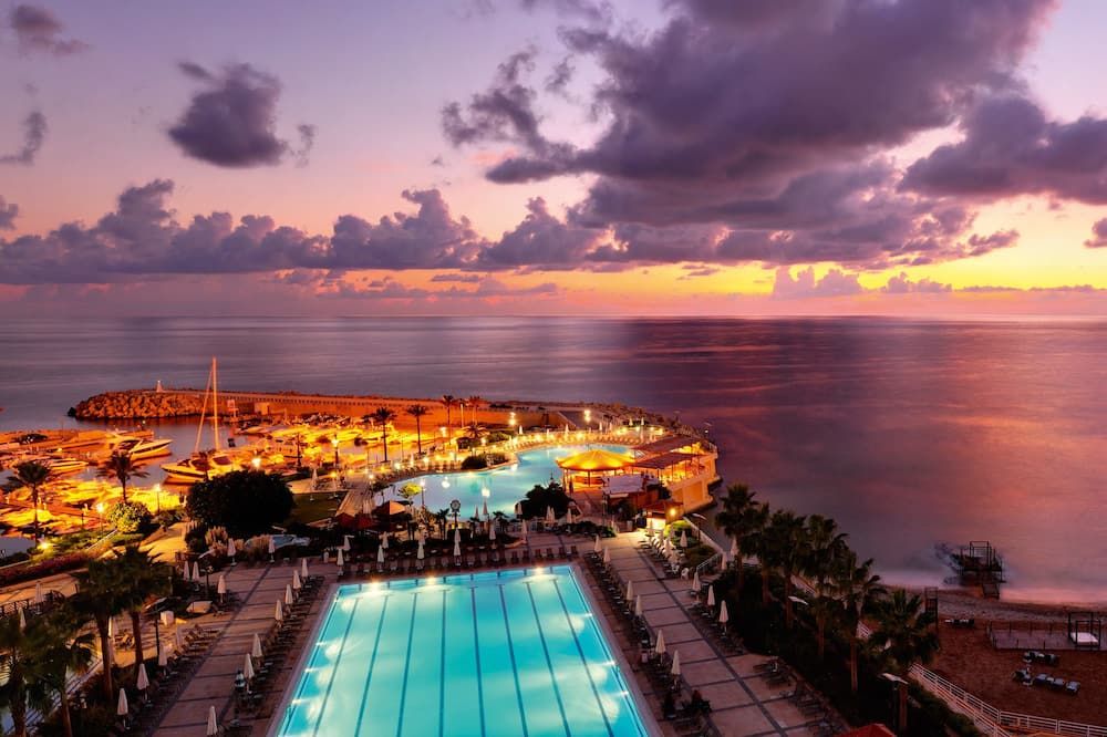 Mövenpick Hotel Beirut - ביירות