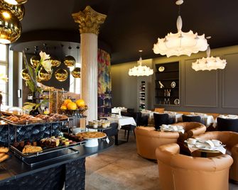 أومبرانت أوتال إيه سبا - أورليون - مطعم