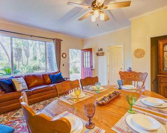 Fallbrook Vacation Rental 3 Mi to Wineries! - Fallbrook - Їдальня