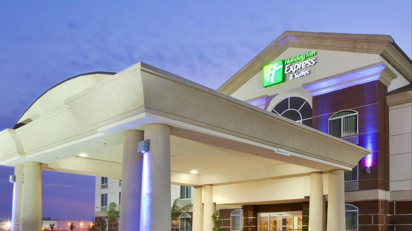 Holiday Inn Express & Suites Dinuba West