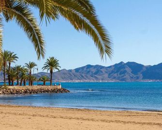 Cozy Apartment In Puerto De Mazarron - Mazarrón - Plage