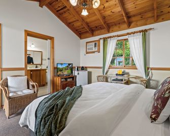 Tamborine Mountain Bed and Breakfast - Eagle Heights