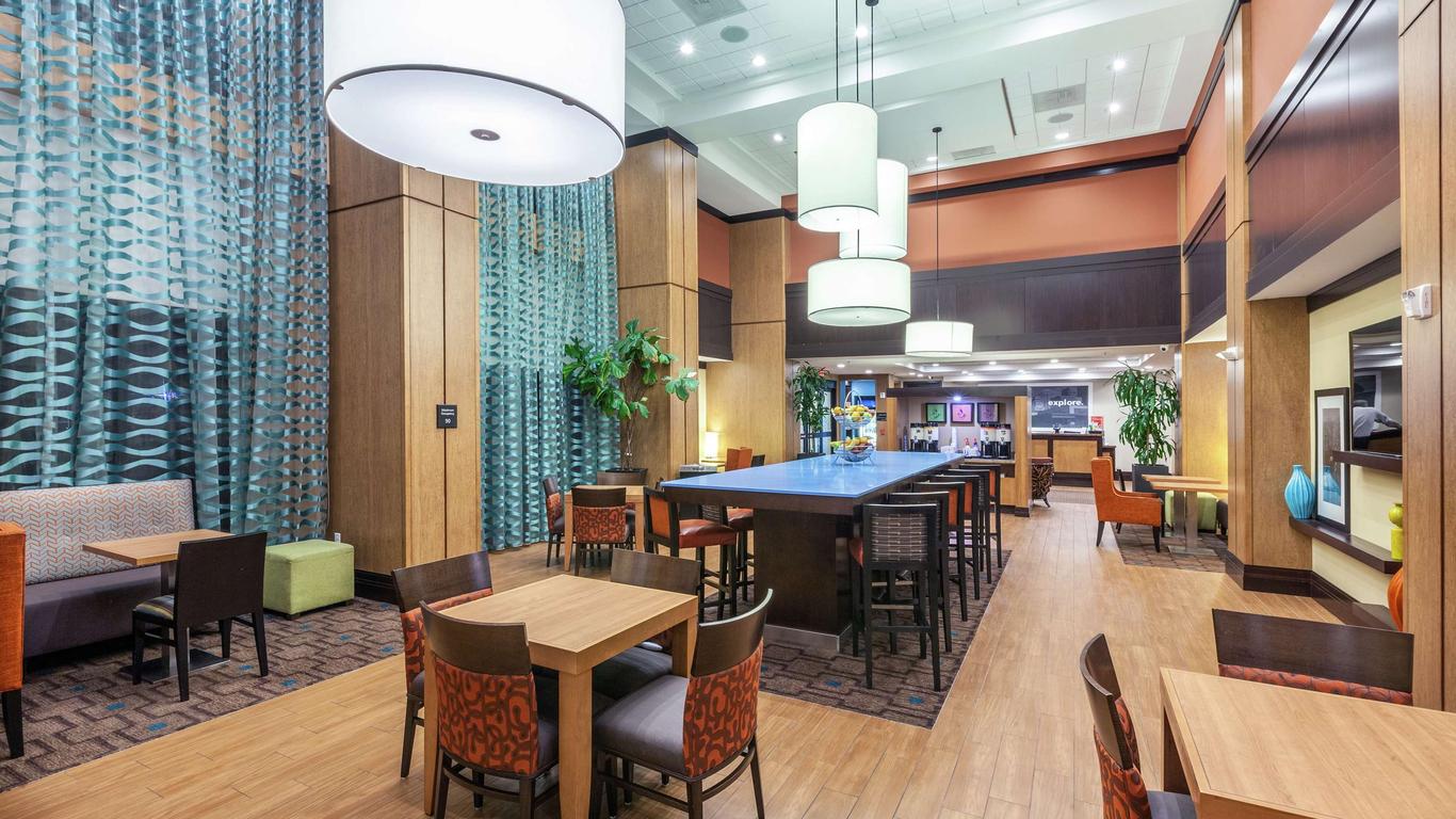 Hampton Inn & Suites Houston North Iah