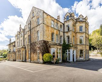 Best Western Limpley Stoke Hotel - Bath - Building