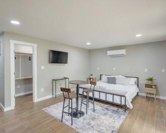 Pet-Friendly Temple Guest Suite! - Temple - Bedroom