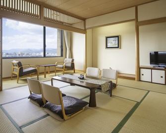 كريس - كوشي - غرفة نوم