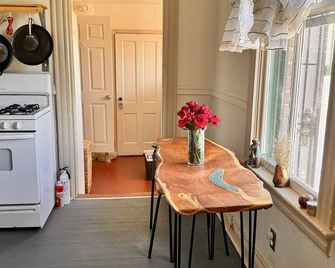 Downtown Tucson Bungalow - Tucson - Dining room