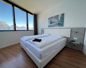Wind Hotel - Malcesine - Makuuhuone