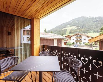 Chalet 104 Westendorf By Alps Resorts - Westendorf - Balkon