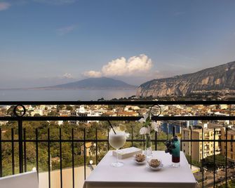Hotel Cristina - Sorrento - Parveke