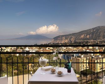 Hotel Cristina - Sorrent - Balkon