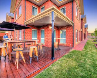 Best Western Plus Bolton on the Park - Wagga Wagga - Βεράντα